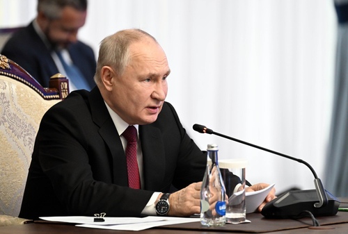 «Мы-знаем-вас-как-убежденного-сторонника-интеграционных-процессов-на-Евразийском-пространстве»,-—-Путин-о-президенте-Жапарове