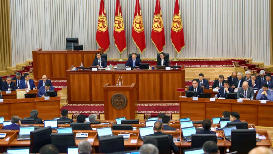 Комитет-по-конституционному-законодательству-поддержал-законопроект-о-НКО-в-первом-чтении