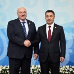 Лукашенко-на-саммите-СНГ-в-Бишкеке-встал-не-туда-и-вспомнил-фразу-Ельцина-«не-так-сели»