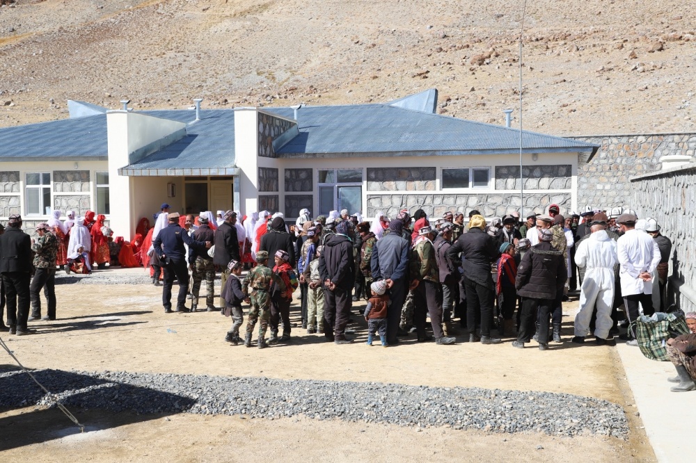 Кыргызстан-направил-гуманитарную-помощь-в-Афганистан